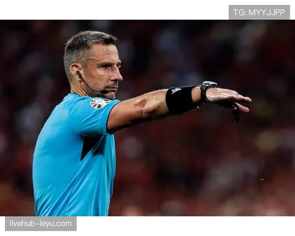 欧洲杯引入VAR技术,裁判判罚更精准,赛事公平性显著提升 欧洲杯引入VAR技术,裁判判罚更精准,赛事公平性显著提升