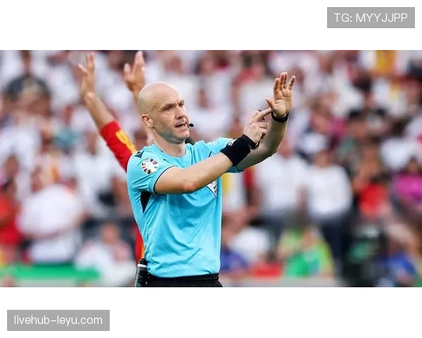 手球判罚标准全解析:裁判如何区分故意与偶发情况 手球判罚标准全解析:裁判如何区分故意与偶发情况